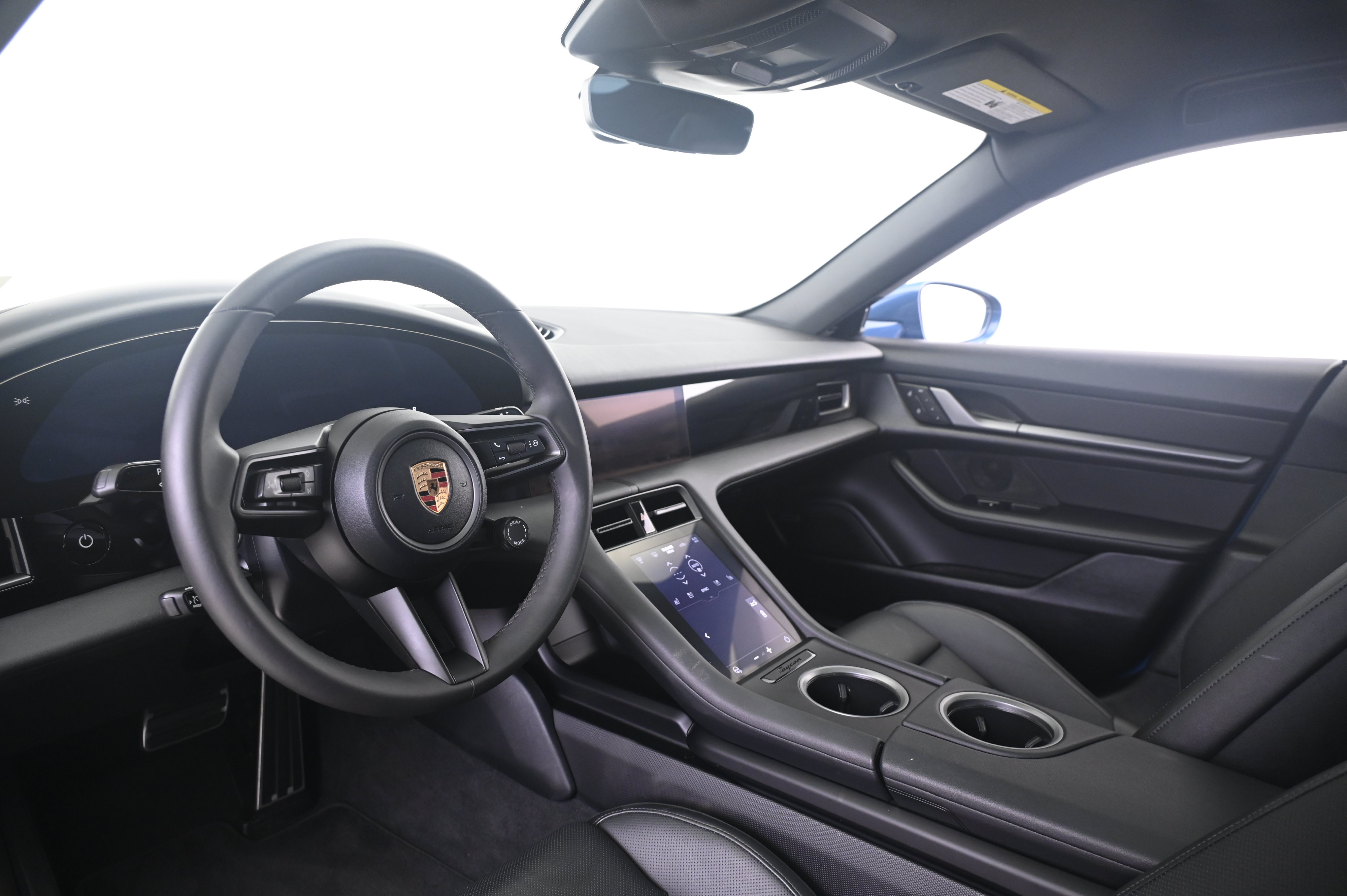 Certified 2025 Porsche Taycan 4S AWD/4WD image 28