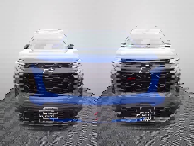 Used 2025 Chevrolet Equinox RS w/ Safety and Technology Package image 5