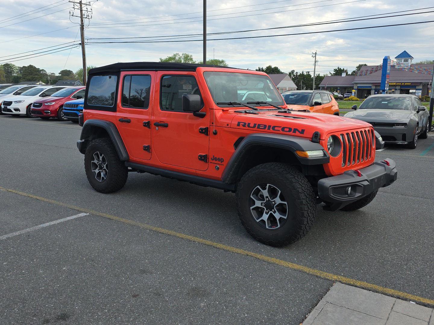 Used 2023 Jeep Wrangler Unlimited Rubicon w/ LED Lighting Group AWD/4WD image 4