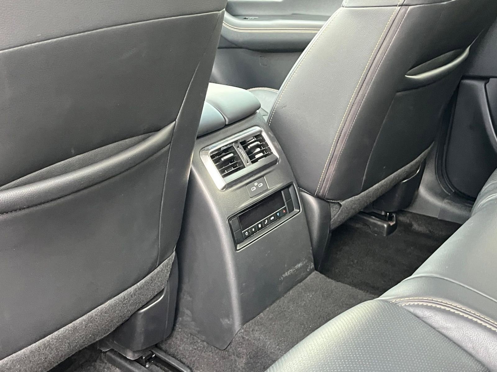 Used 2025 MAZDA CX-90 3.3 Turbo w/ Preferred Package image 24