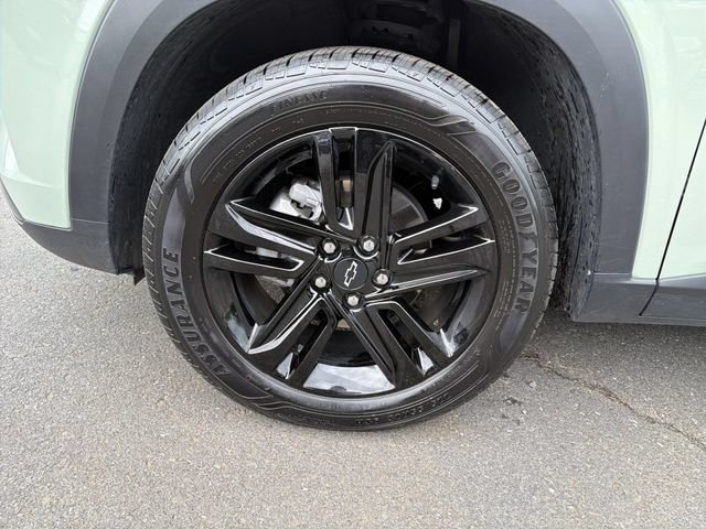 Certified 2024 Chevrolet Trax ACTIV w/ Driver Confidence Package FWD image 31