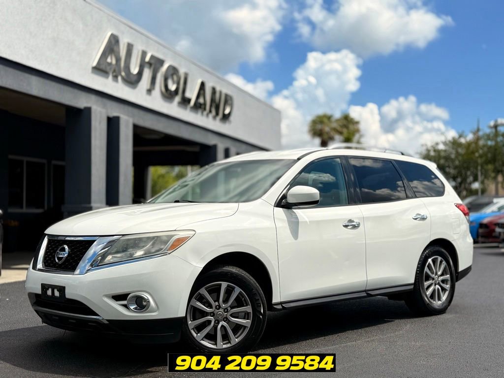 Used 2016 Nissan Pathfinder SV