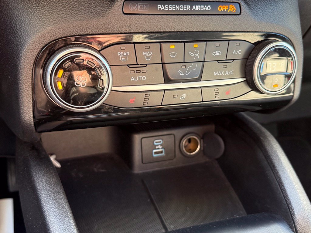 Used 2021 Ford Escape SE w/ SE Sport Appearance Package AWD/4WD image 55