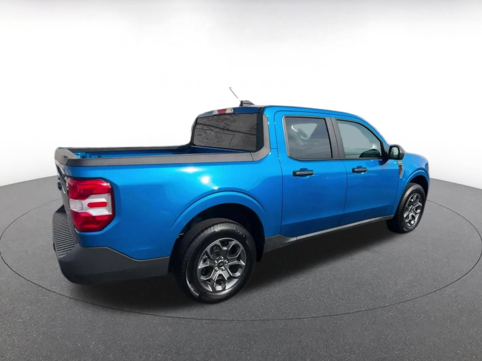 Used 2026 Ford Maverick XLT w/ Equipment Group 301A AWD/4WD image 12