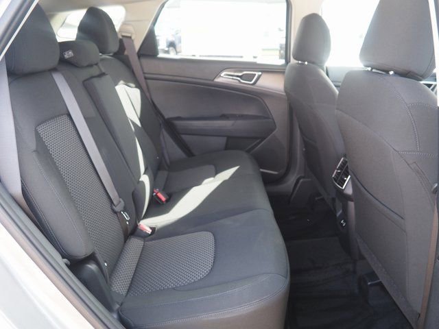 New 2026 Kia Sportage LX image 7