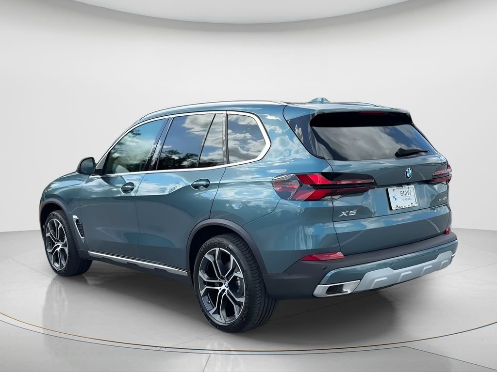 Certified 2026 BMW X5 xDrive40i w/ Climate Comfort Package AWD/4WD image 3