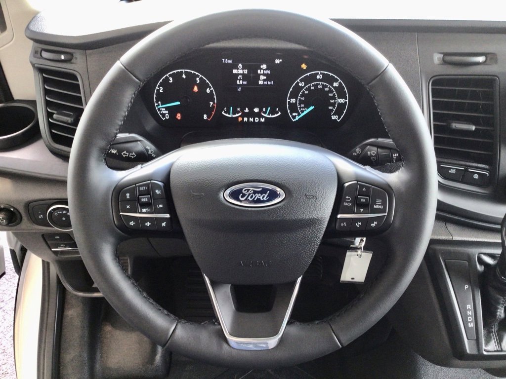 New 2025 Ford Transit 250 148 Medium Roof image 18