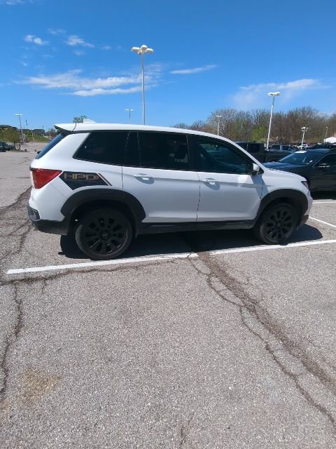 Used 2023 Honda Passport EX-L image 12
