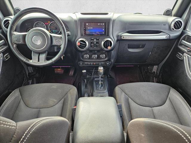 Used 2013 Jeep Wrangler Unlimited Sahara image 16