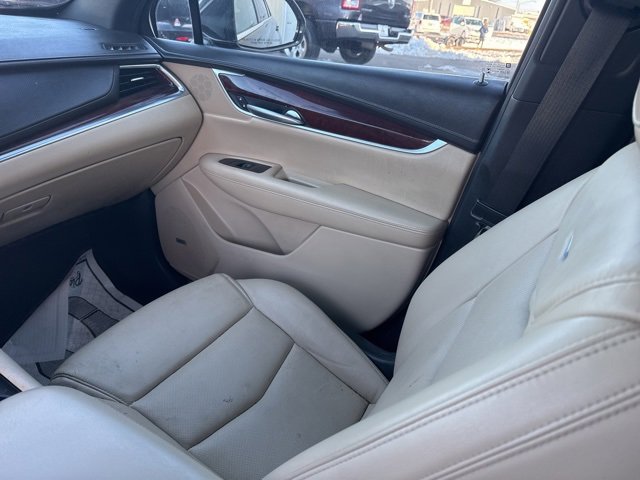 Used 2019 Cadillac XT5 Luxury image 17