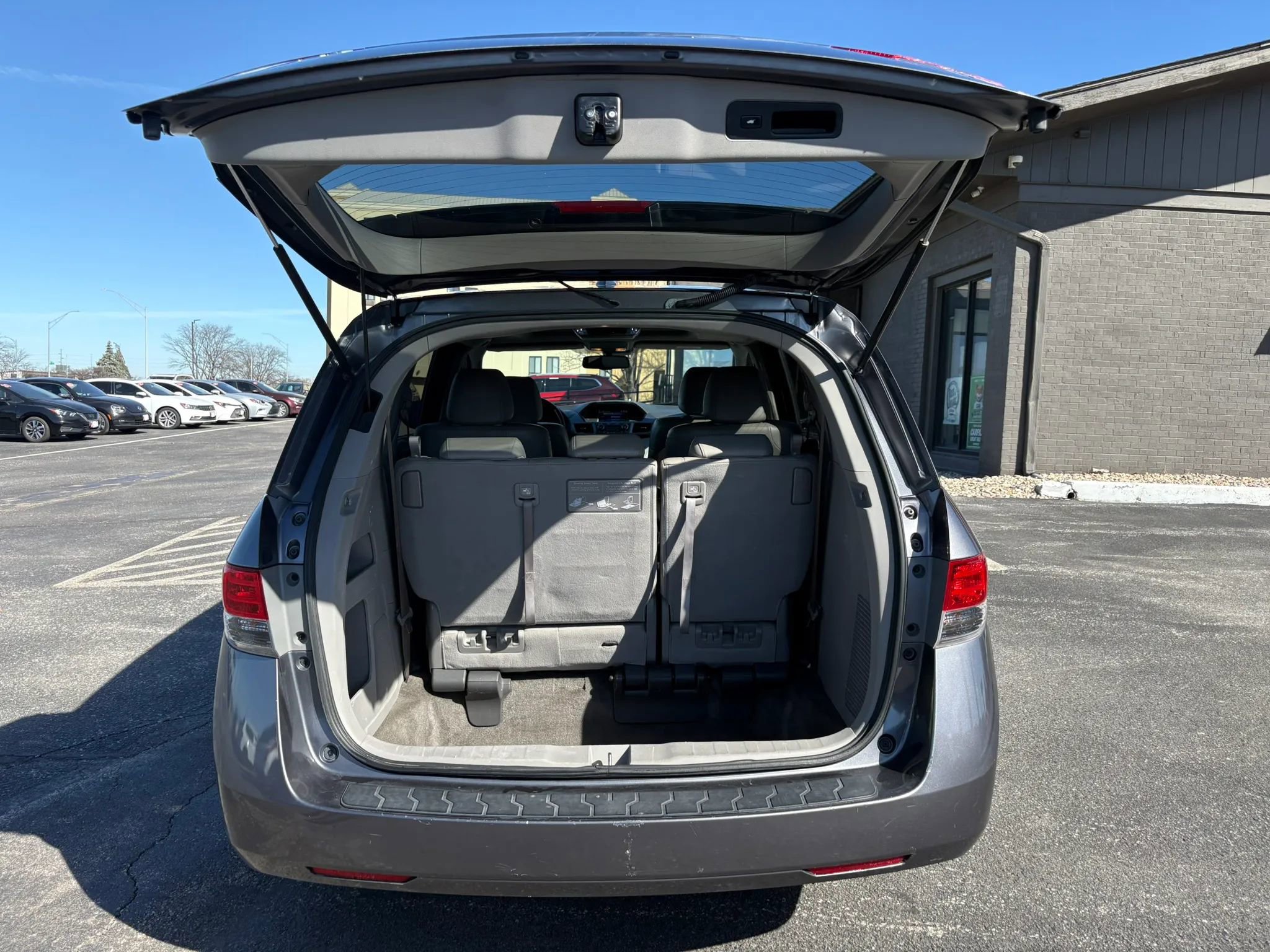 Used 2014 Honda Odyssey EX-L image 10