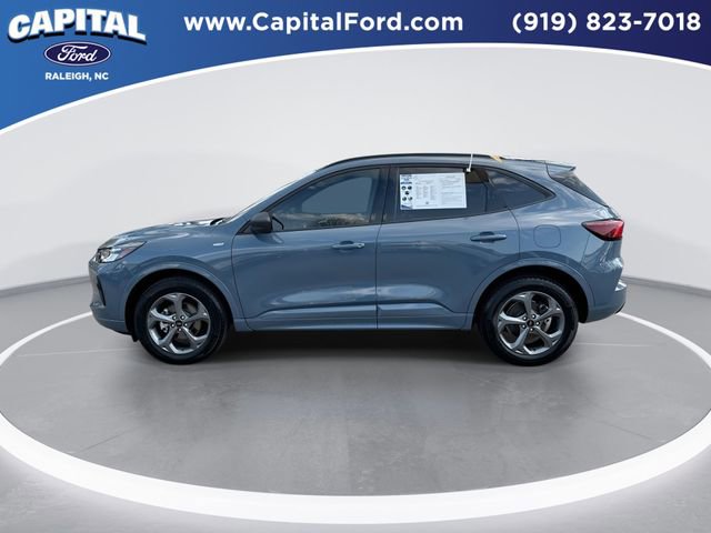 Certified 2024 Ford Escape ST-Line w/ Tech Pack #1 AWD/4WD image 5