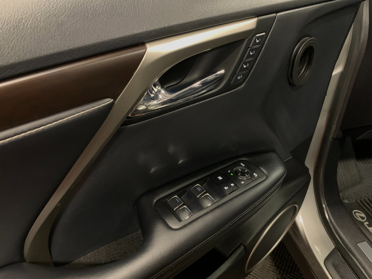 Used 2022 Lexus RX 350 AWD w/ Premium Package image 33