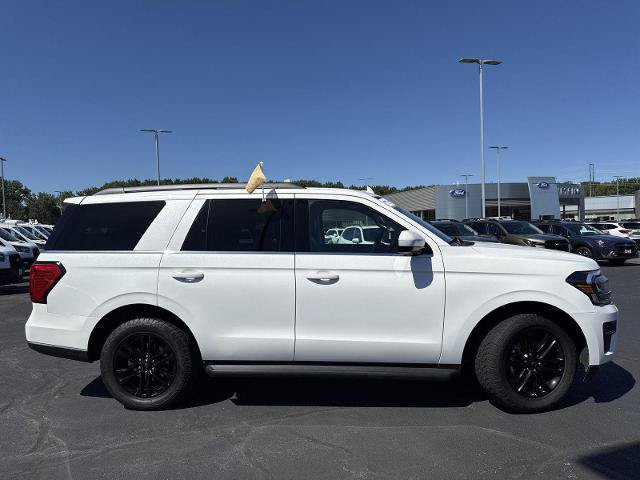 Certified 2024 Ford Expedition XLT AWD/4WD image 5