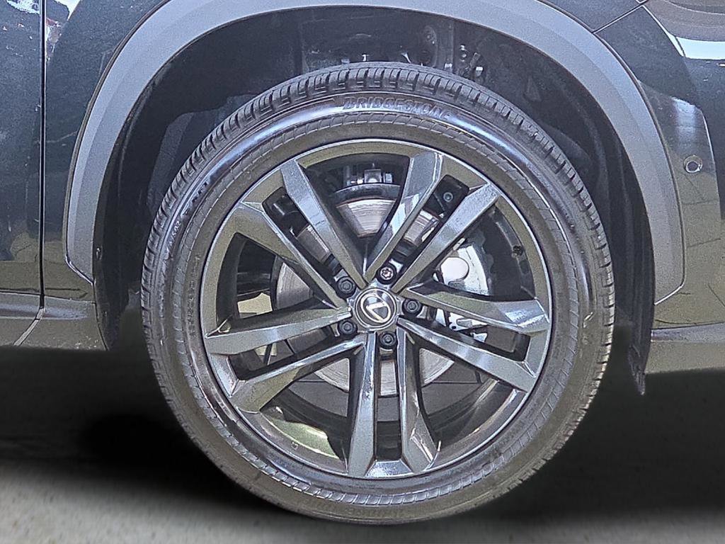 Used 2025 Lexus NX 450h+ AWD w/ Accessory Package (2T) image 9