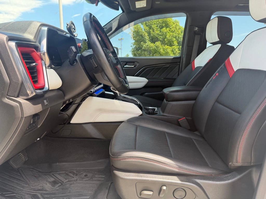 Used 2023 GMC Canyon AT4X AWD/4WD image 13