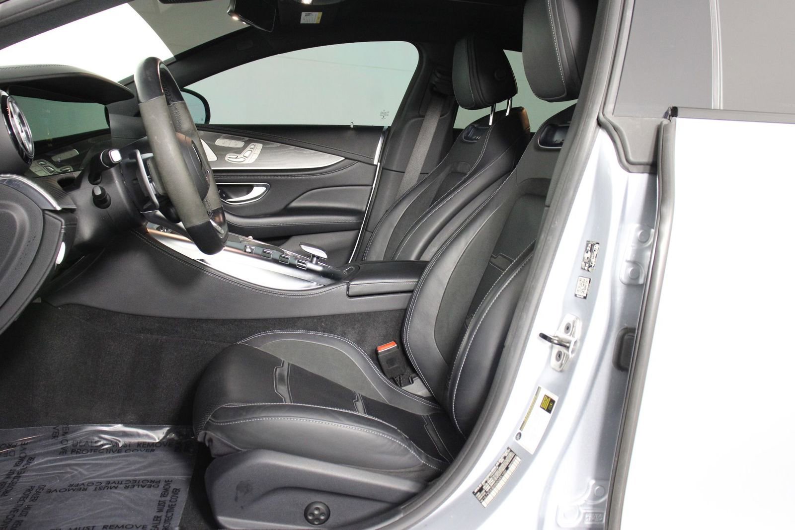 Used 2022 Mercedes-Benz AMG GT 43 image 31