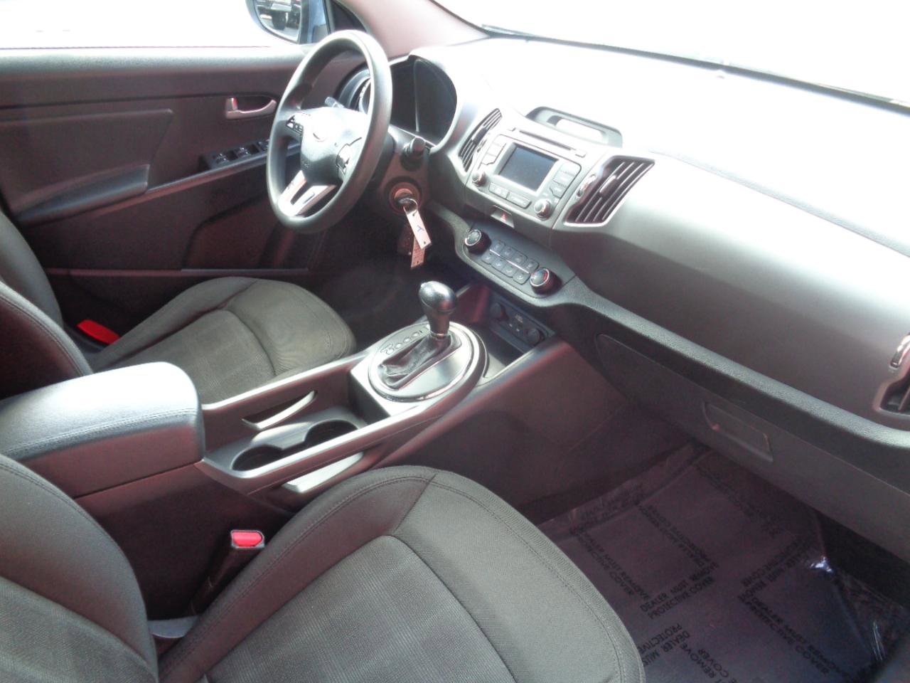 Used 2013 Kia Sportage LX w/ Convenience Pkg AWD/4WD image 12
