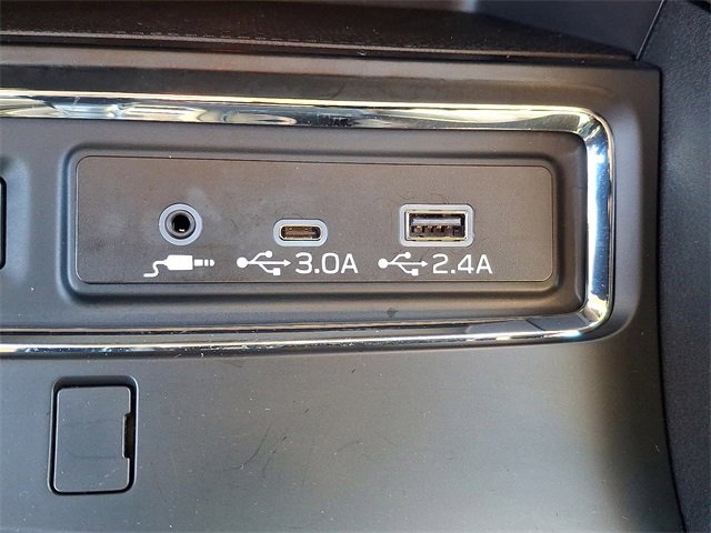 Used 2025 Subaru Ascent Premium image 24