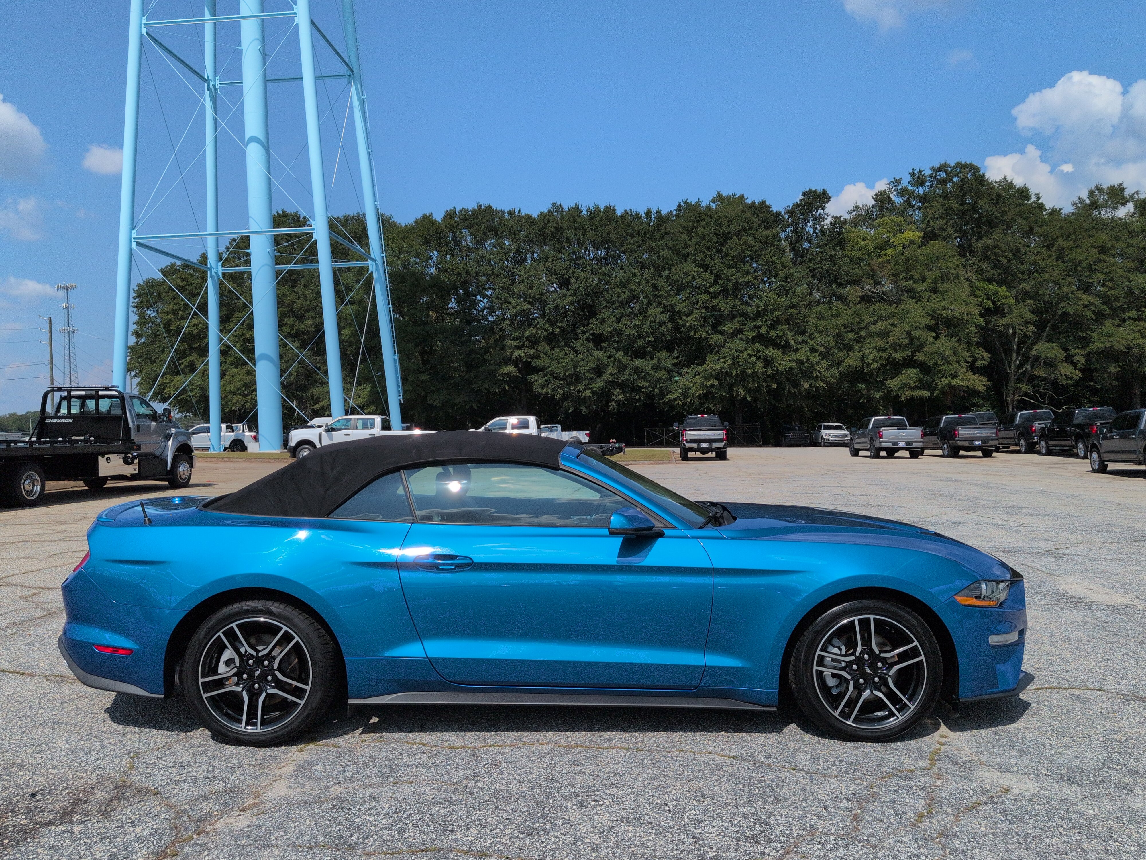Certified 2020 Ford Mustang Premium RWD image 2