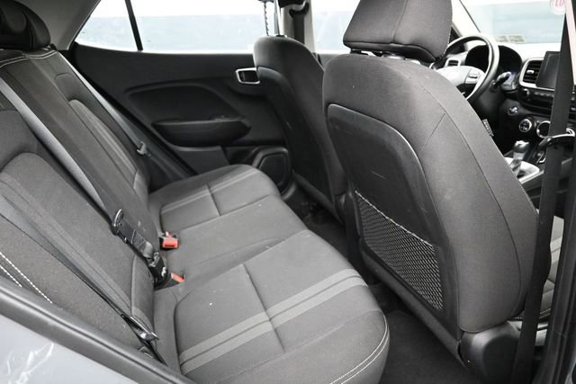 Used 2020 Hyundai Venue SEL w/ Convenience + Premium Package FWD image 12