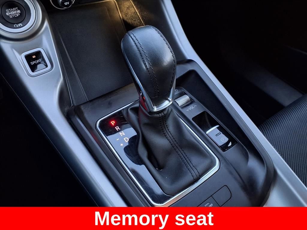 Used 2024 Dodge Hornet R/T w/ R/T Blacktop Package image 14