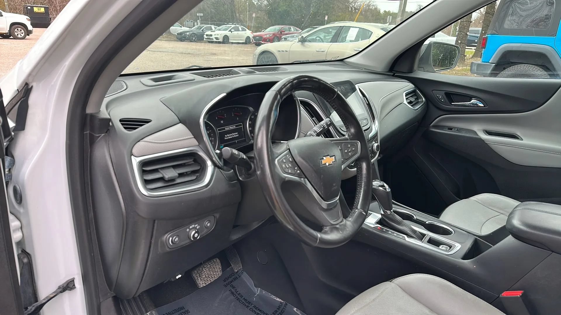 Used 2018 Chevrolet Equinox Premier FWD image 14