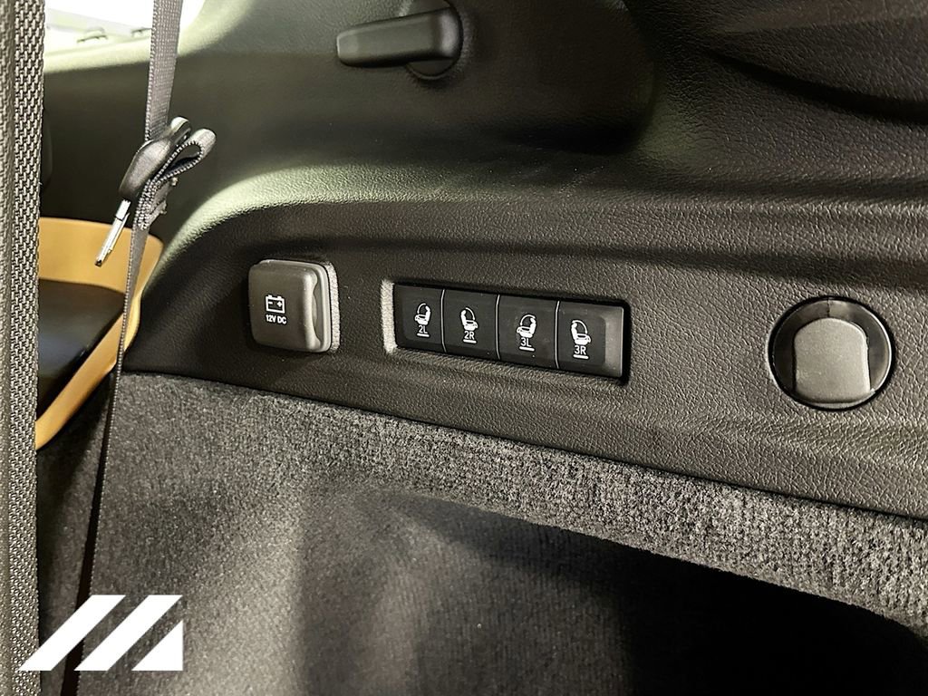 Used 2026 Jeep Grand Cherokee L Summit w/ Advanced Protech Group IV AWD/4WD image 31