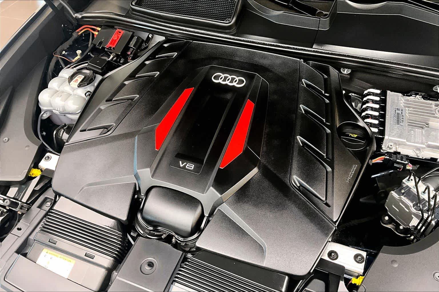 Certified 2023 Audi SQ8 Premium Plus AWD/4WD image 30