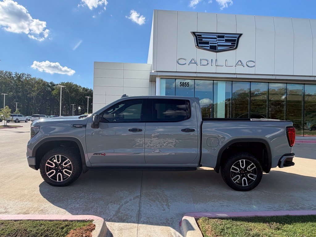 Used 2024 GMC Sierra 1500 AT4 w/ Technology Package AWD/4WD image 3