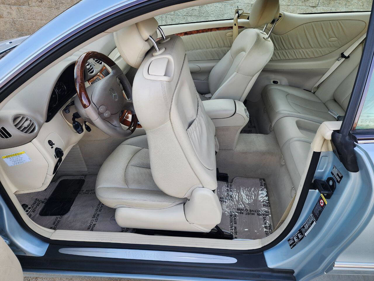 Used 2005 Mercedes-Benz CLK 320 Coupe image 16