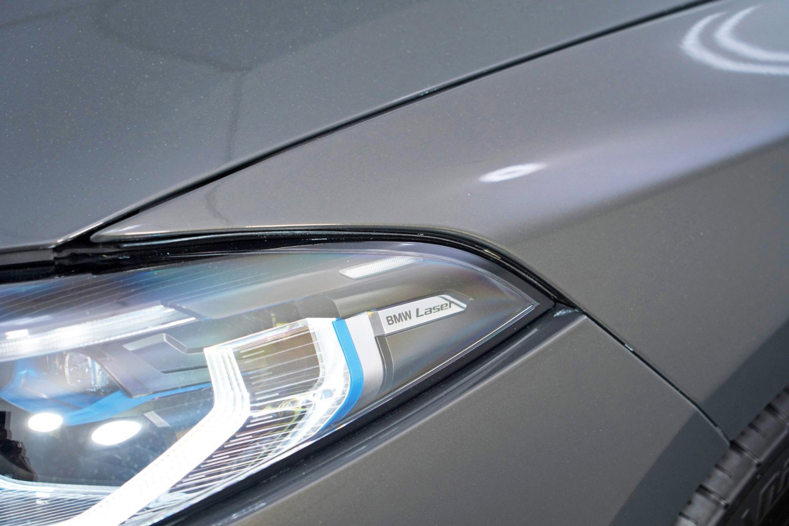 Used 2025 BMW M8 Competition w/ M Carbon Exterior Package AWD/4WD image 64