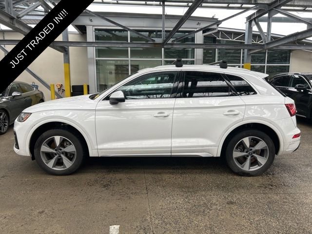Used 2023 Audi Q5 2.0T Premium Plus w/ Premium Plus Package image 2