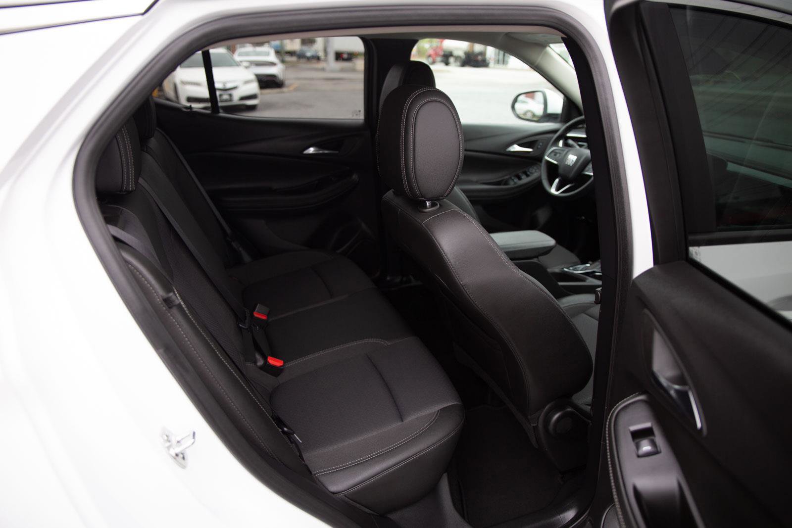 Used 2025 Buick Encore GX Preferred AWD/4WD image 14