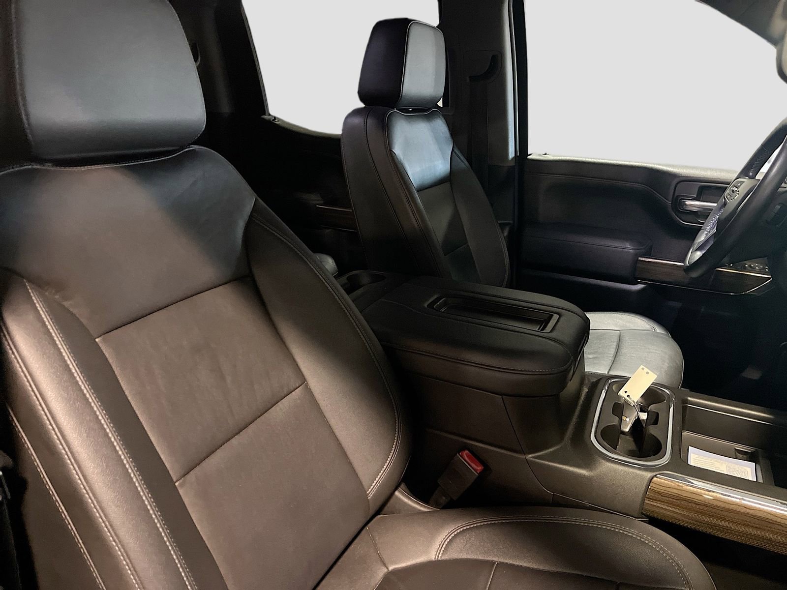 Used 2022 Chevrolet Silverado 1500 RST w/ Convenience Package II AWD/4WD image 28
