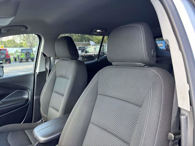 Used 2024 GMC Terrain SLE image 6