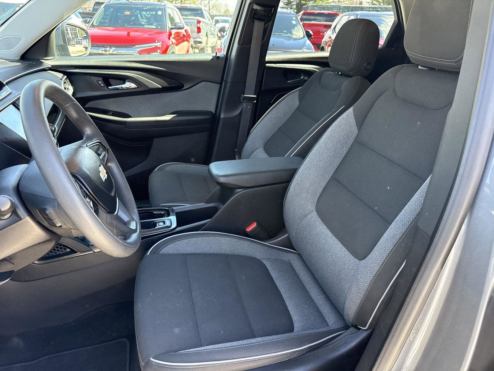 Used 2021 Chevrolet TrailBlazer LT AWD/4WD image 10