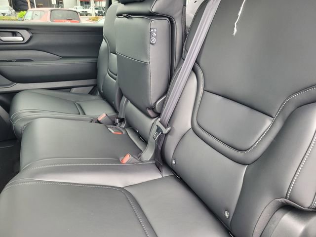 New 2026 Nissan Armada SV image 9