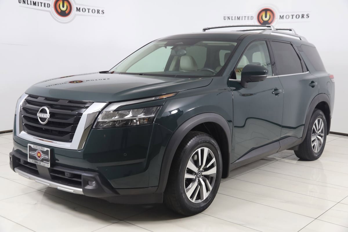 Used 2022 Nissan Pathfinder SL AWD/4WD image 5