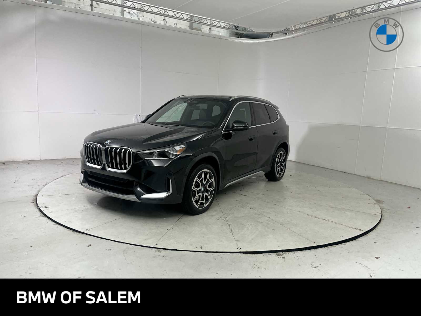 Used 2025 BMW X1 xDrive28i w/ Technology Package AWD/4WD video 1
