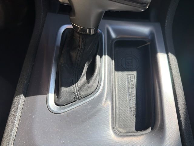 Used 2019 Dodge Charger SXT w/ Leather Interior Group RWD image 33