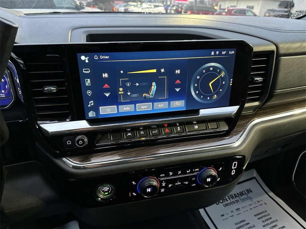 Used 2024 Chevrolet Silverado 1500 LT image 18