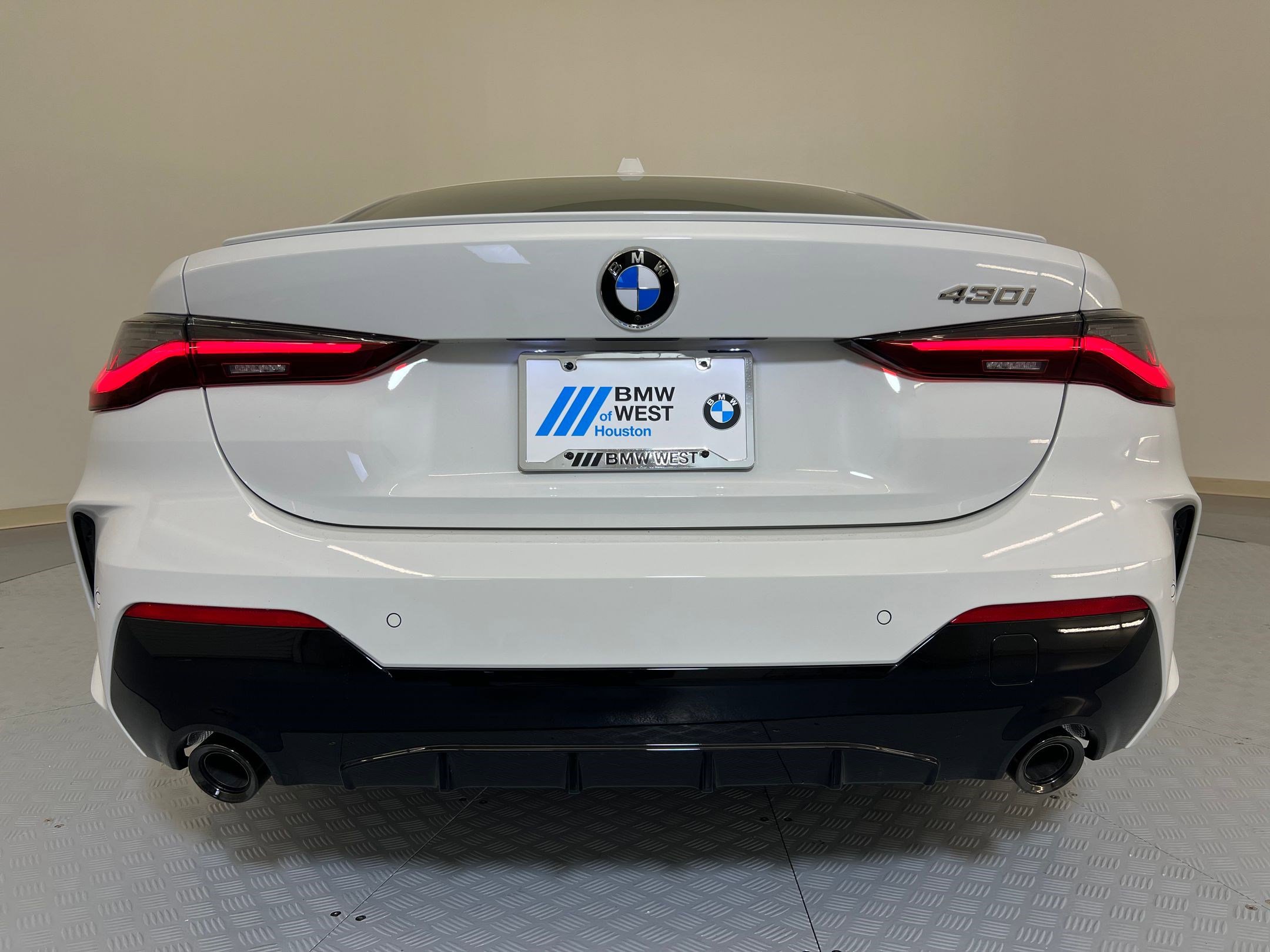 New 2026 BMW 430i Coupe RWD image 9