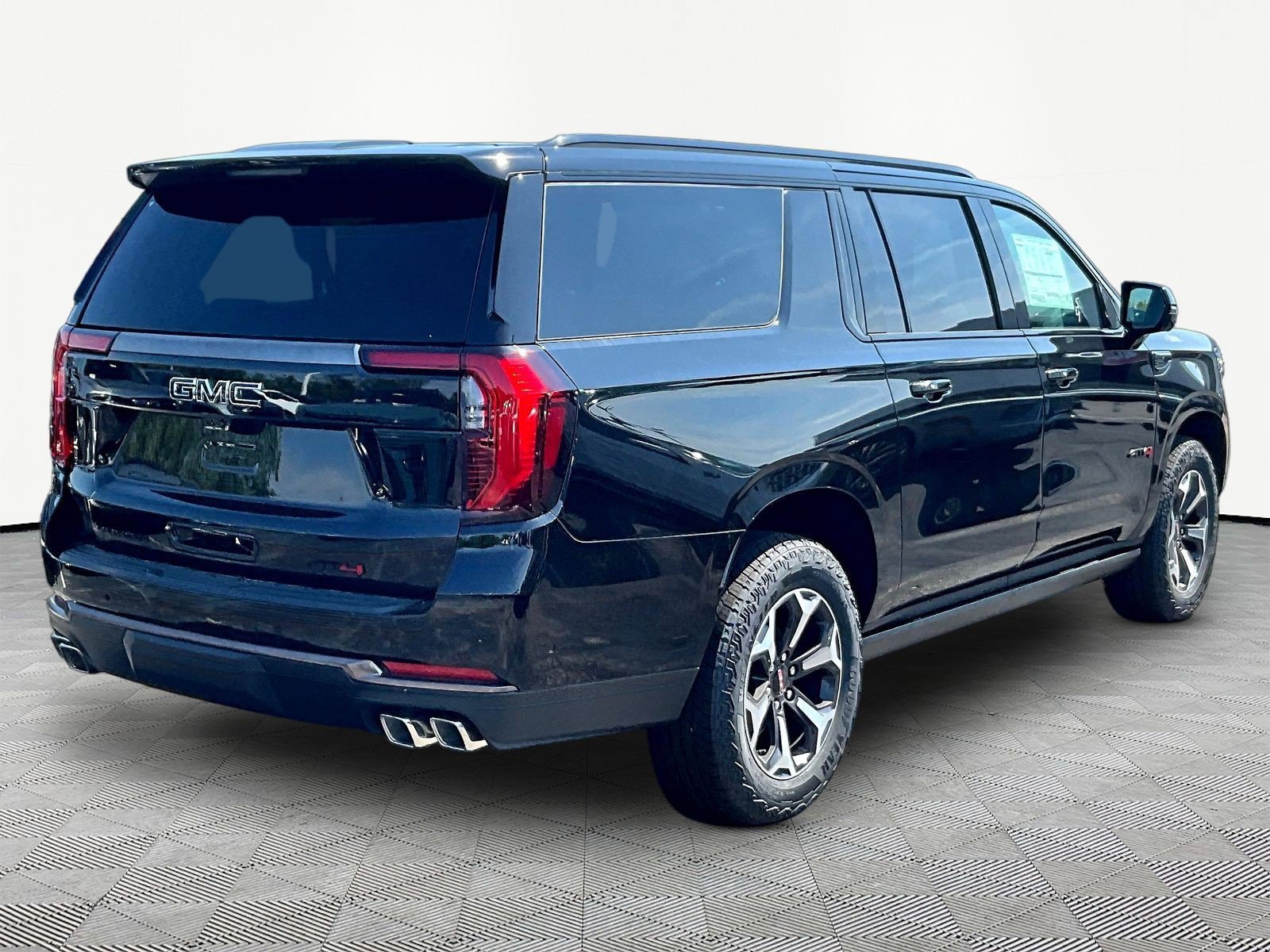 New 2026 GMC Yukon XL AT4 Ultimate AWD/4WD image 7