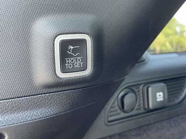 Certified 2024 Jeep Grand Cherokee Summit AWD/4WD image 12