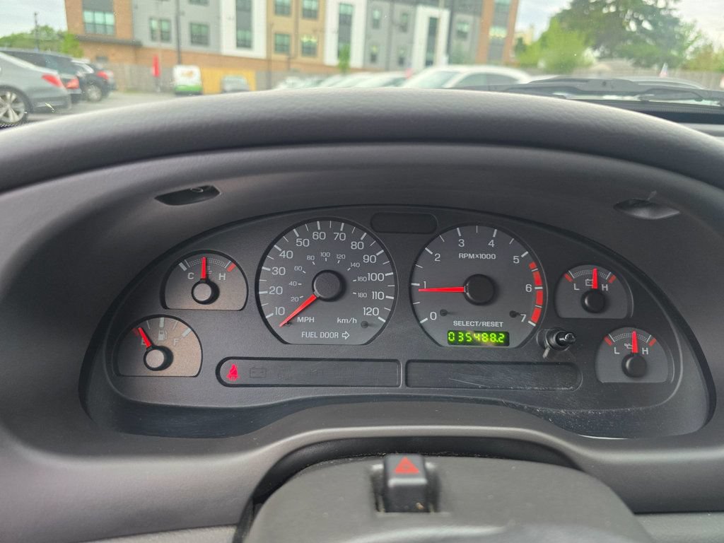 Used 2001 Ford Mustang Premium RWD image 21