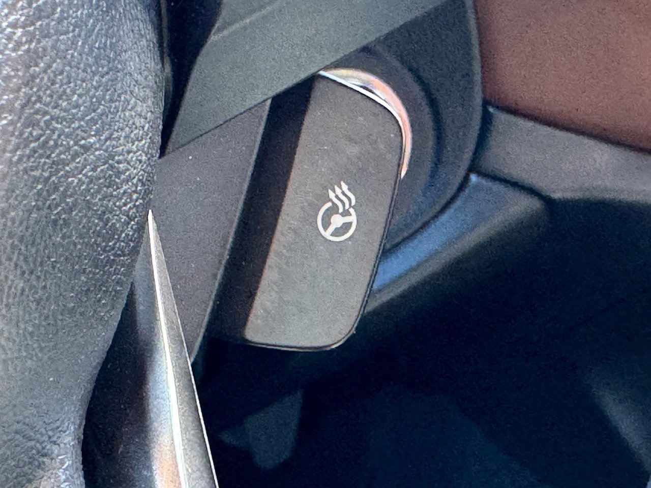 Certified 2025 Subaru Outback Touring XT w/ Tech Package 2 image 33