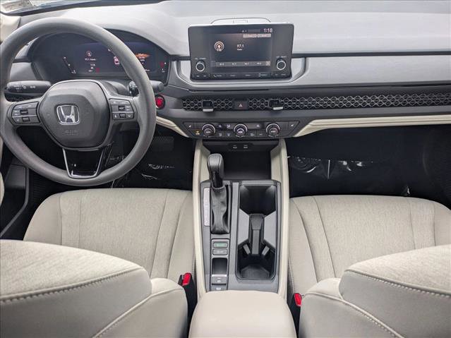 Certified 2025 Honda Accord SE image 17