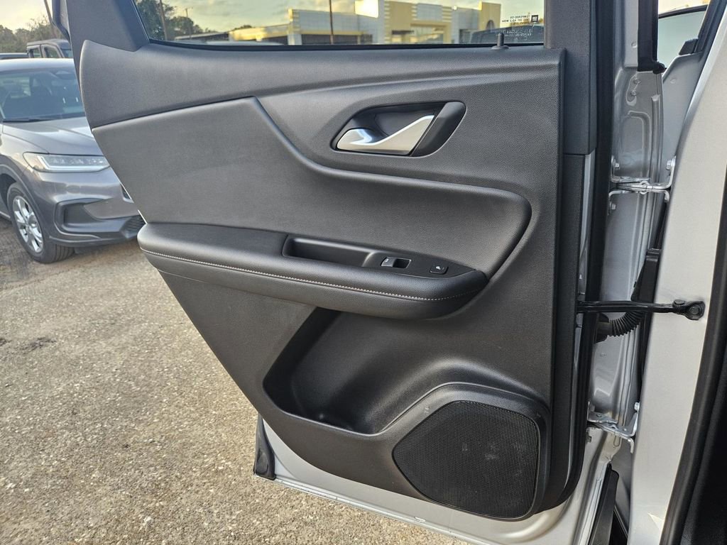 Used 2022 Chevrolet Blazer Premier w/ Enhanced Convenience Package image 31