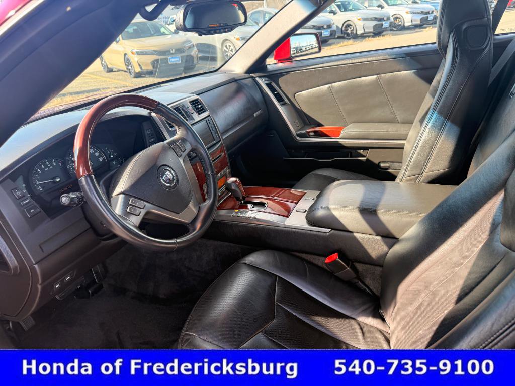 Used 2007 Cadillac XLR image 26